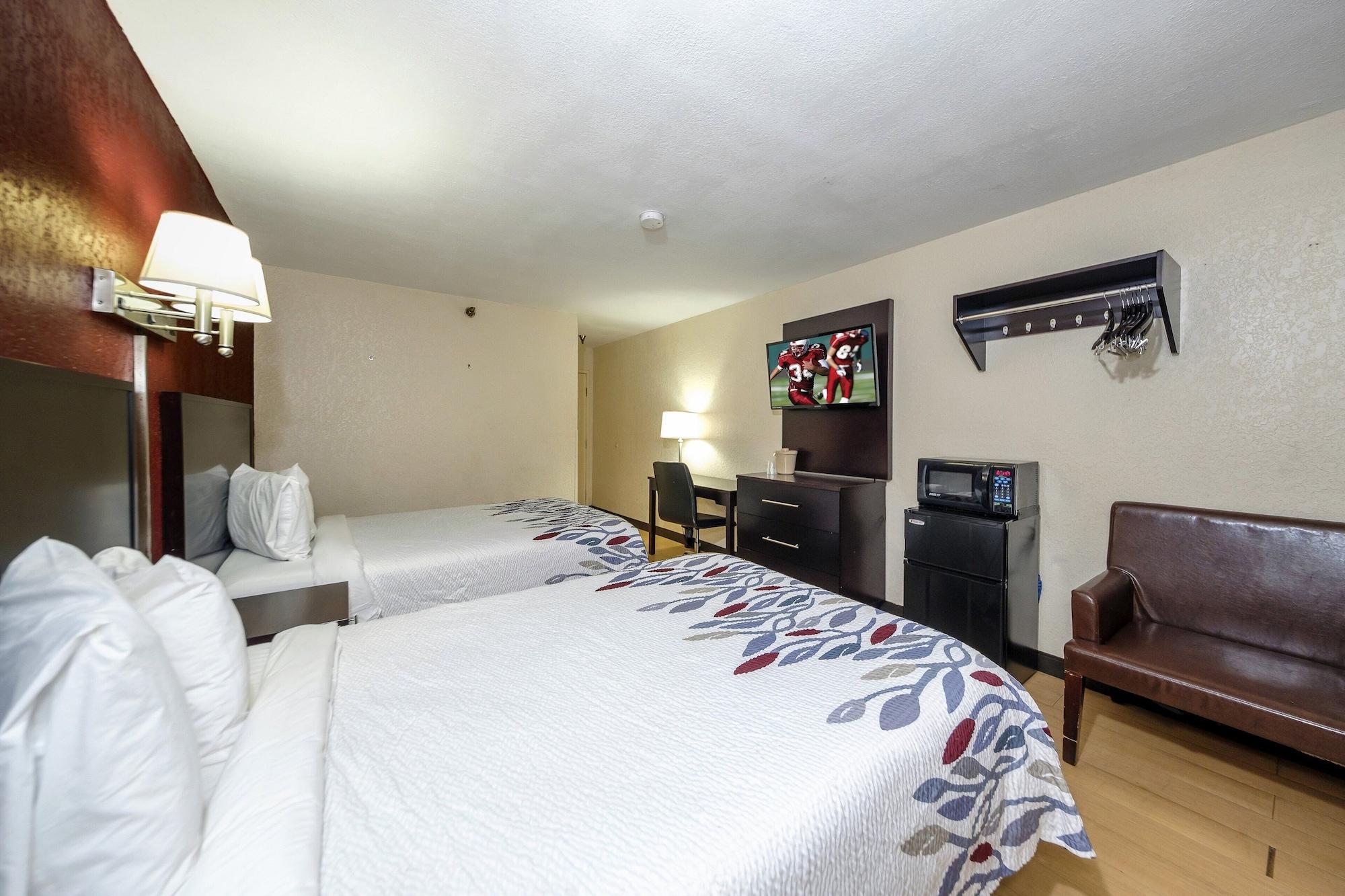Red Roof Inn Jacksonville - Cruise Port Экстерьер фото