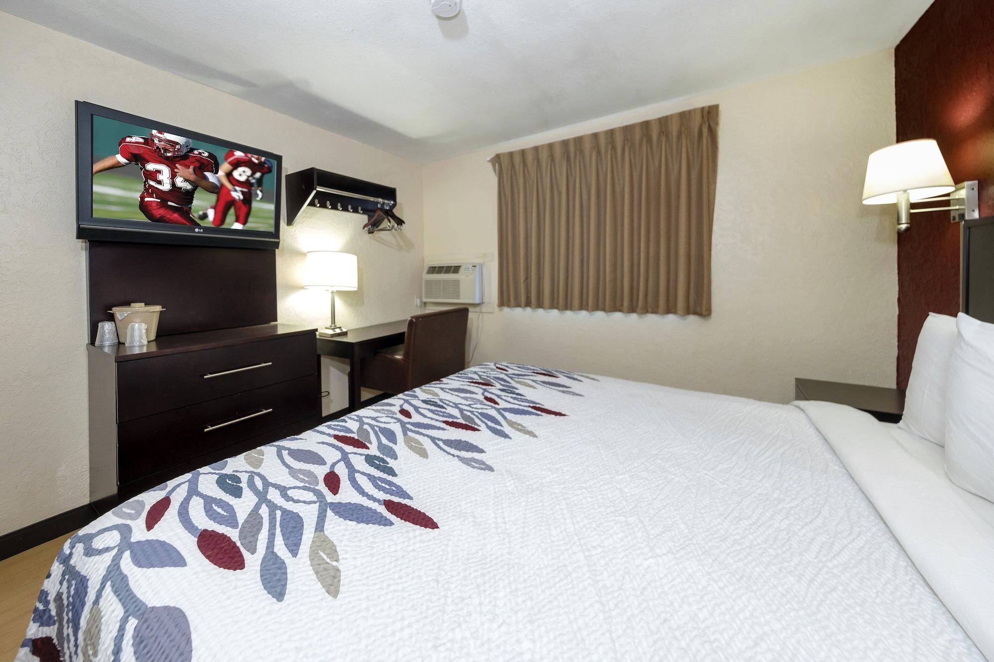 Red Roof Inn Jacksonville - Cruise Port Экстерьер фото
