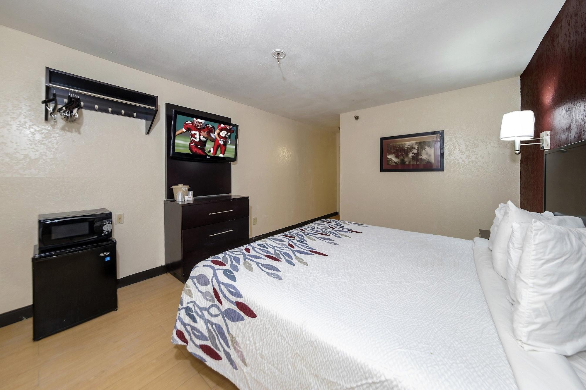 Red Roof Inn Jacksonville - Cruise Port Экстерьер фото